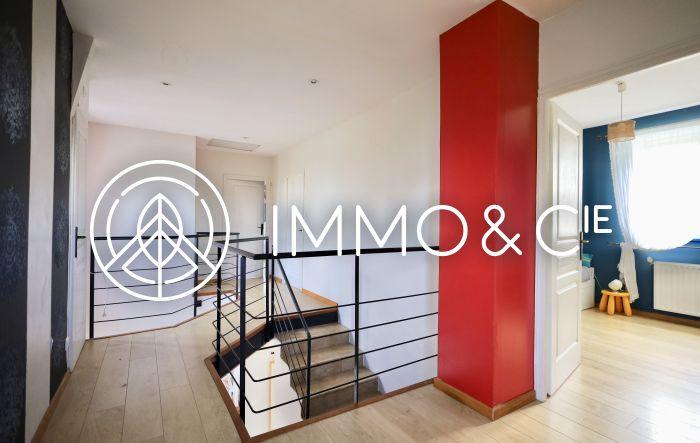 Maison - 192 m² - 6 pièces