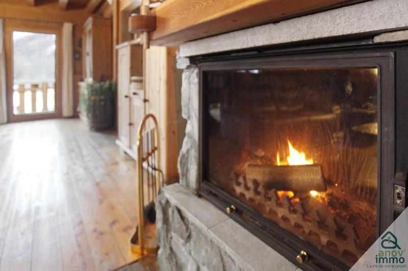 Châlet - 271 m² - 9 pièces