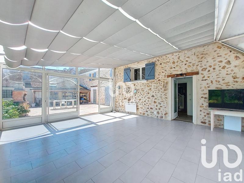 Maison - 247 m² - 10 pièces