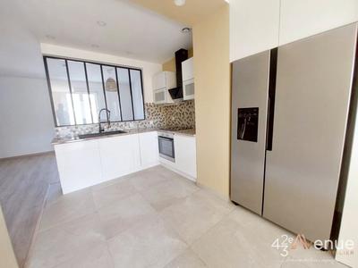 Appartement - 84 m² - 4 pièces