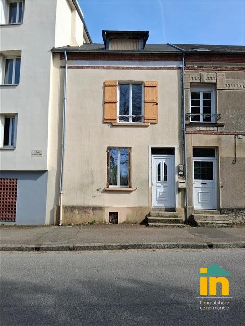 Maison - 60 m² - 3 pièces