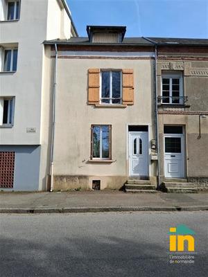 Maison - 60 m² - 3 pièces