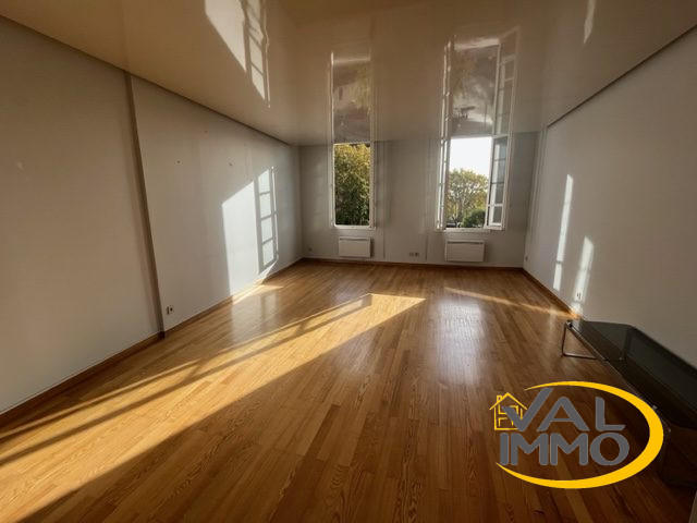 Appartement - 112 m² - 4 pièces