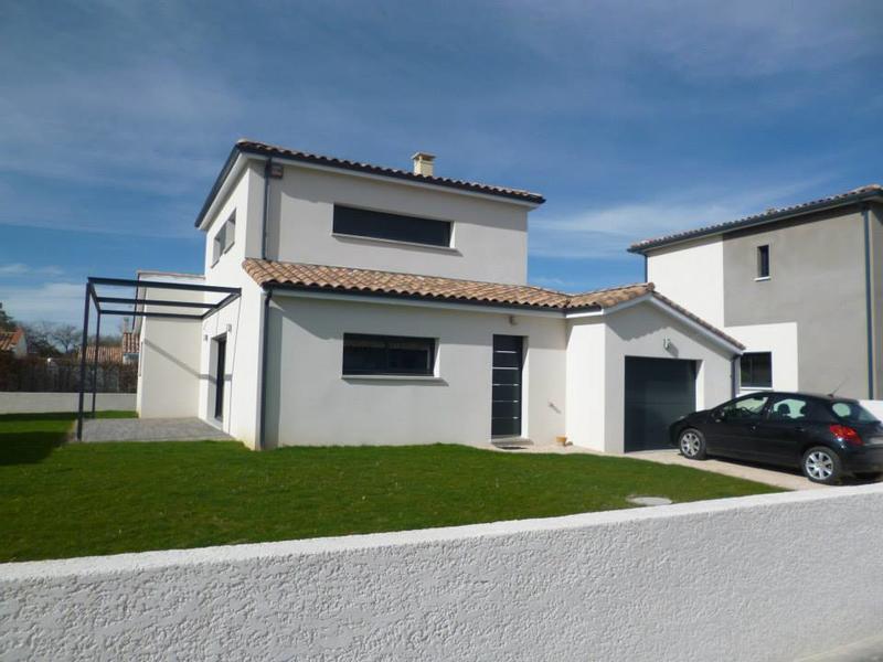 Maison - 90 m² - 4 pièces