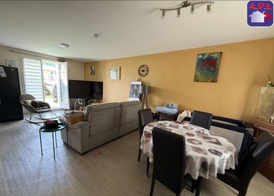 Maison - 86 m² - 5 pièces