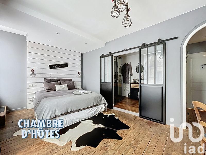 Maison - 362 m² - 13 pièces