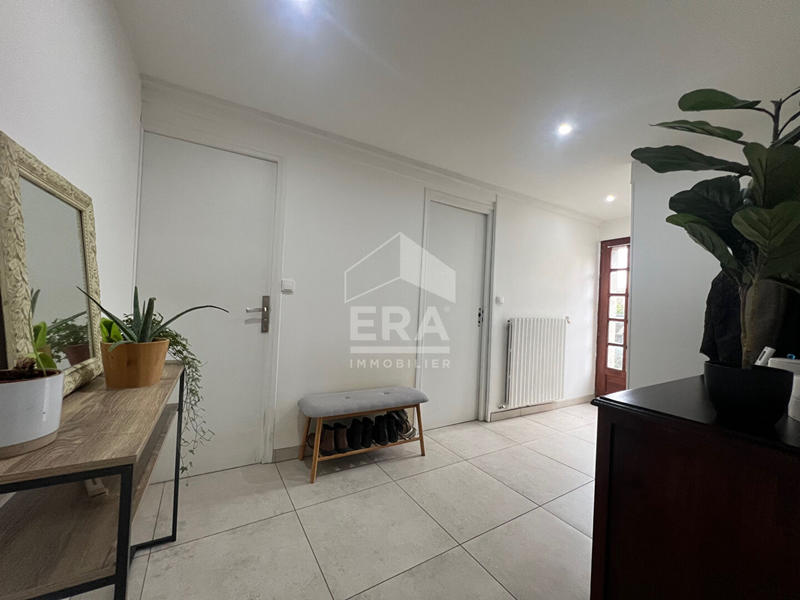 Maison - 161 m² - 5 pièces