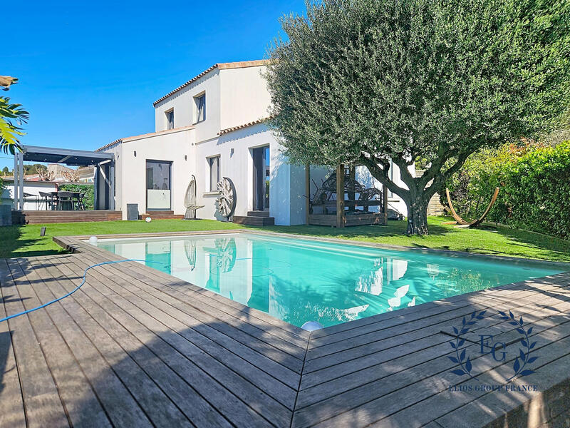 Maison - 152 m² - 6 pièces