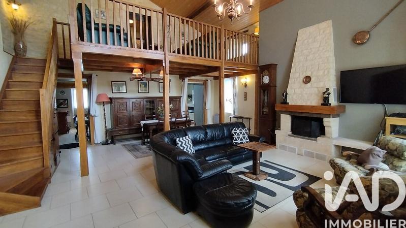 Maison de village - 243 m² - 9 pièces