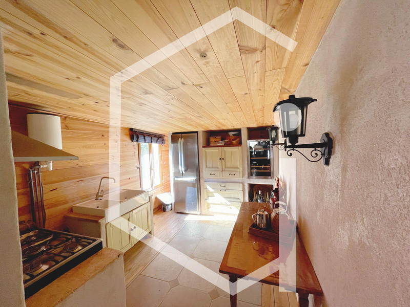 Propriété - 124 m² - 4 pièces