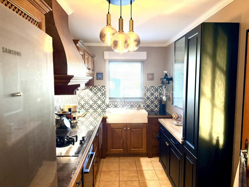 Maison traditionnelle - 78 m² - 4 pièces