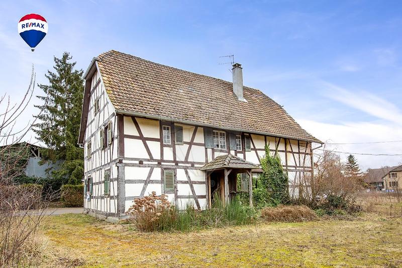 Maison - 222 m² - 7 pièces