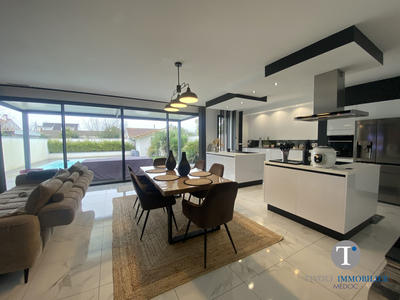 Maison contemporaine - 169 m² - 6 pièces