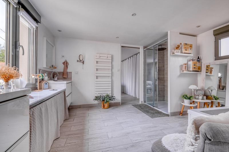 Maison - 142 m² - 6 pièces