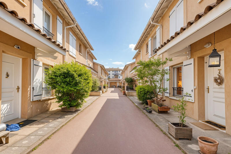 Appartement - 93 m² - 4 pièces