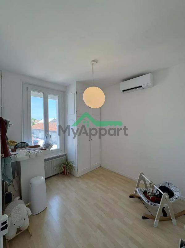 Appartement - 86 m² - 5 pièces