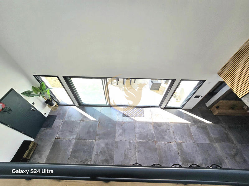 Maison contemporaine - 165 m² - 5 pièces
