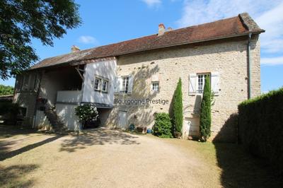 Maison de village - 151 m² - 7 pièces