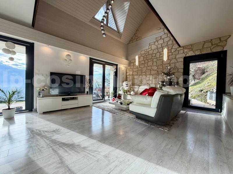 Villa - 183 m² - 6 pièces