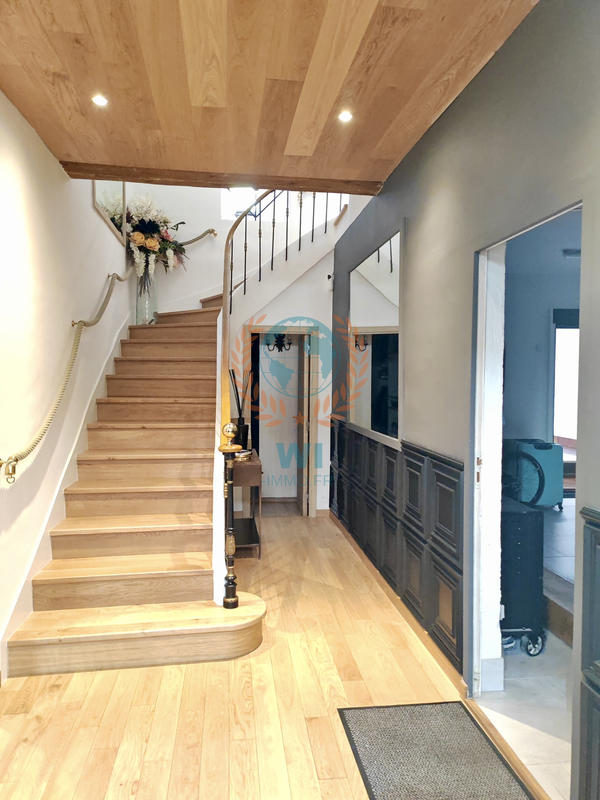 Maison de village - 200 m² - 6 pièces