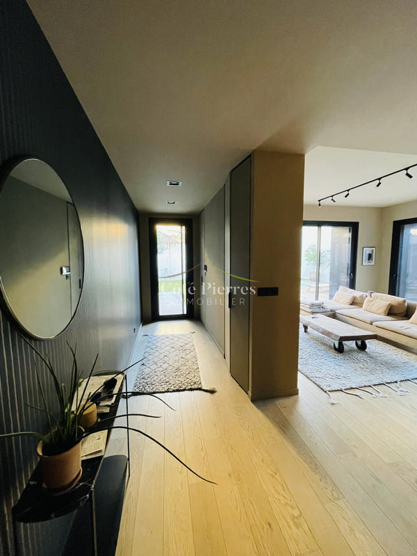 Maison - 195 m² - 5 pièces