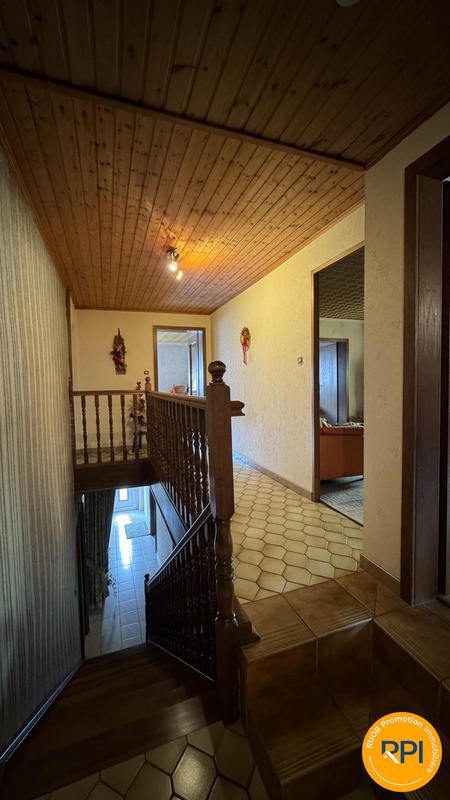 Maison - 193 m² - 7 pièces