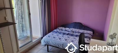 Chambre - 9 m² - 1 pièce