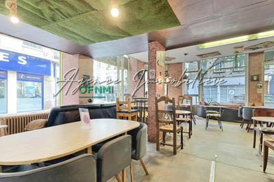 Fonds de commerce - Magasins - 209 m²