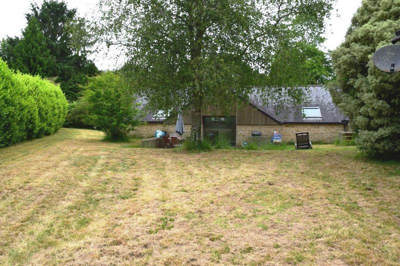 Maison - 274 m² - 11 pièces