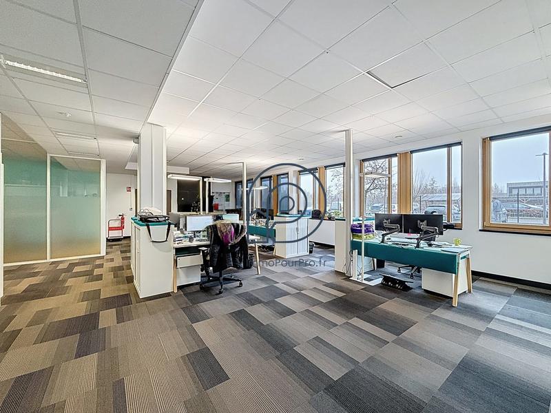 Bureau - 274 m²