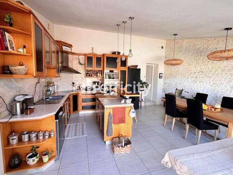 Maison - 156 m² - 5 pièces