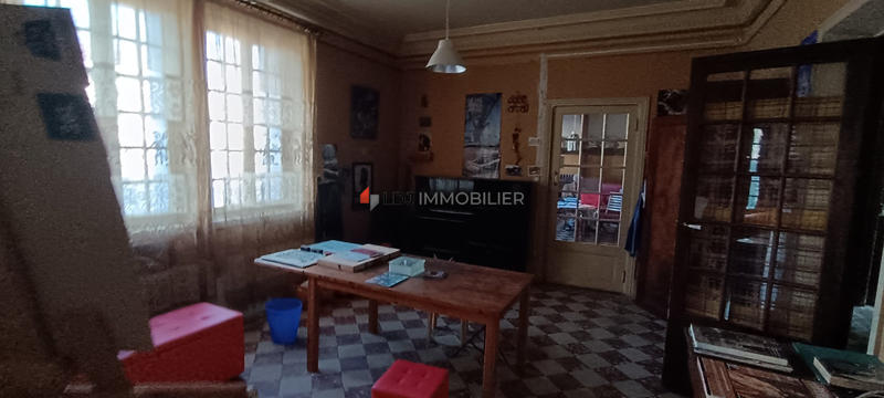 Maison ancienne - 510 m² - 13 pièces