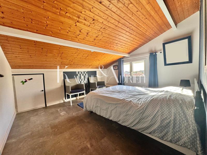 Maison - 178 m² - 5 pièces