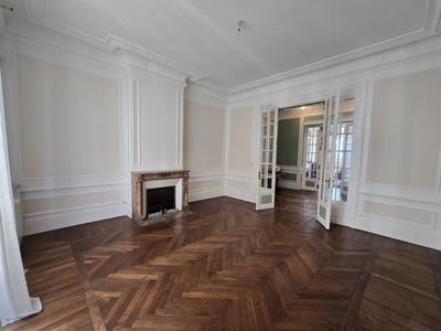 Maison bourgeoise - 330 m² - 10 pièces