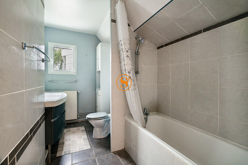 Maison - 135 m² - 5 pièces