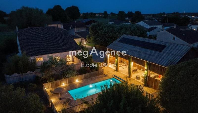 Maison de campagne - 317 m² - 10 pièces
