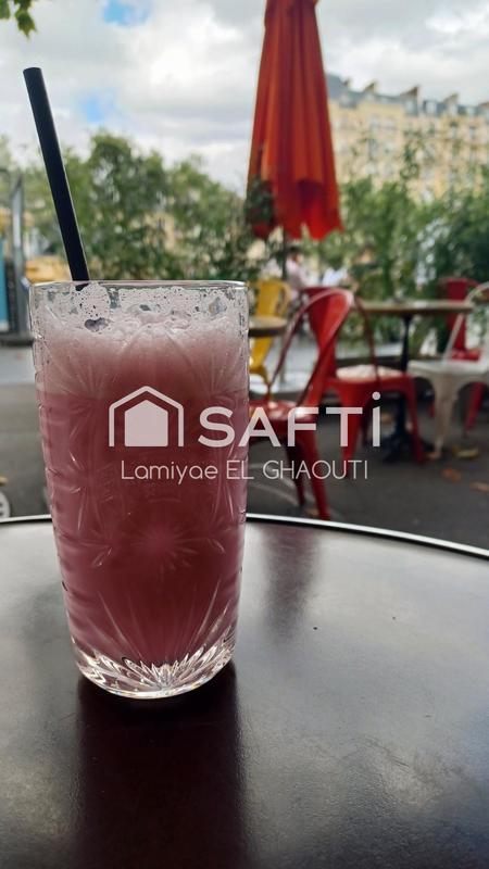 Local commercial - 54 m² - 1 pièce