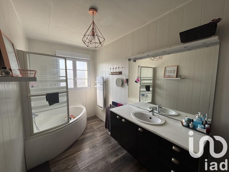 Maison - 249 m² - 8 pièces