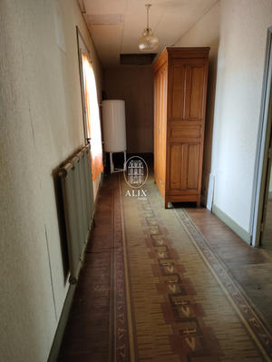 Maison - 104 m² - 7 pièces