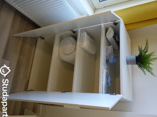 Chambre - 75 m² - 1 pièce