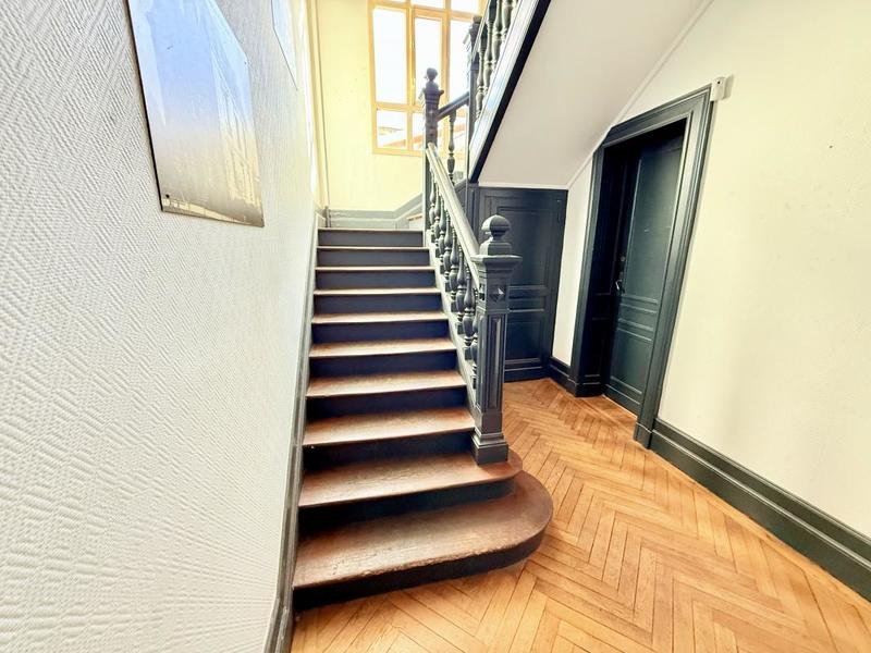 Bureau - 500 m² - 16 pièces