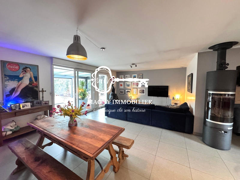 Maison - 158 m² - 6 pièces