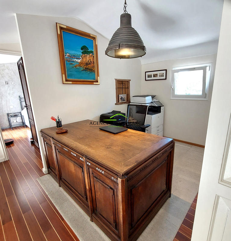 Villa - 185 m² - 7 pièces