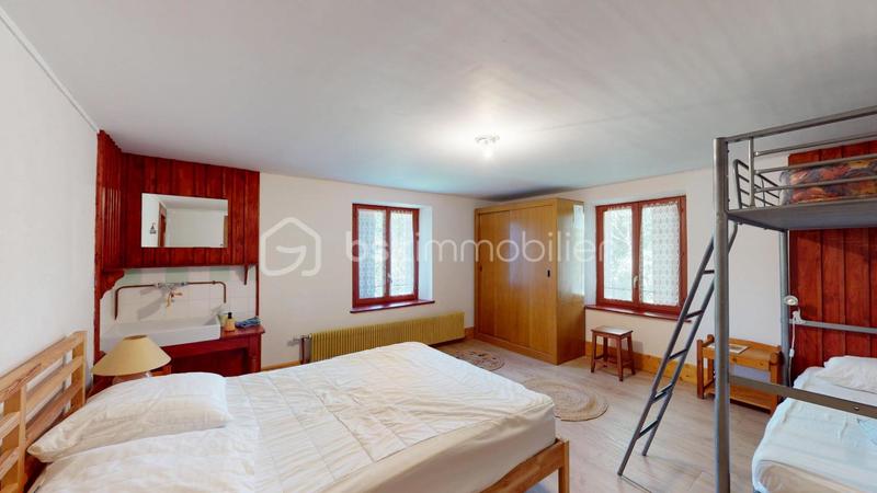 Gîte - 338 m² - 14 pièces