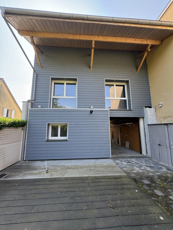 Maison - 362 m² - 8 pièces