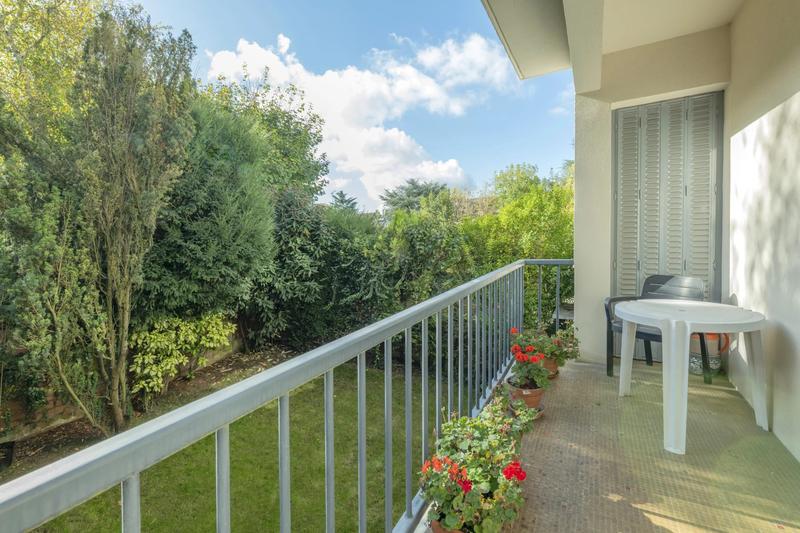 Maison - 249 m² - 9 pièces