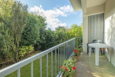 Maison - 249 m² - 9 pièces