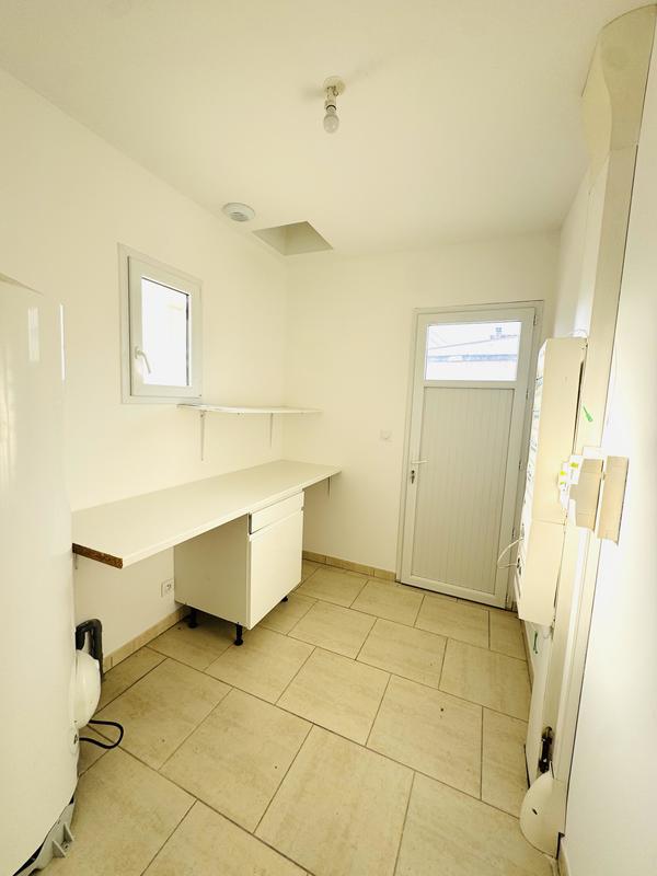 Pavillon - 144 m² - 7 pièces