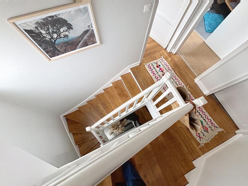 Maison de ville - 190 m² - 9 pièces