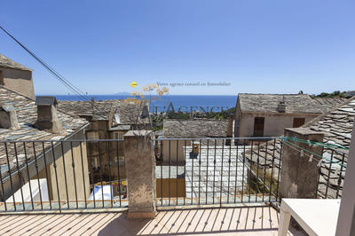 Maison - 77 m² - 4 pièces